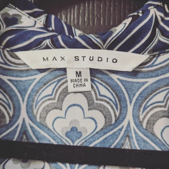 Max Studio Pattern Dress - Picture 2 of 2